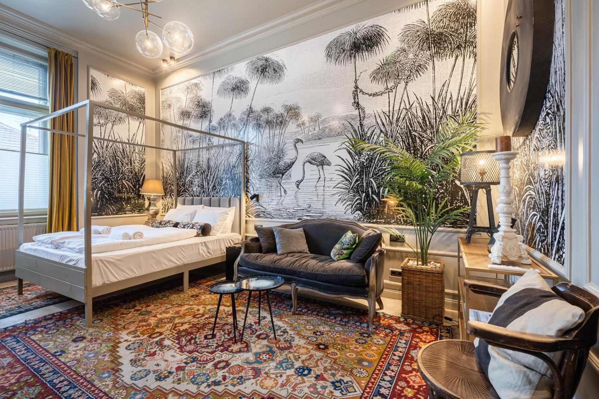 Jungle Design 2bdr Апартаменти